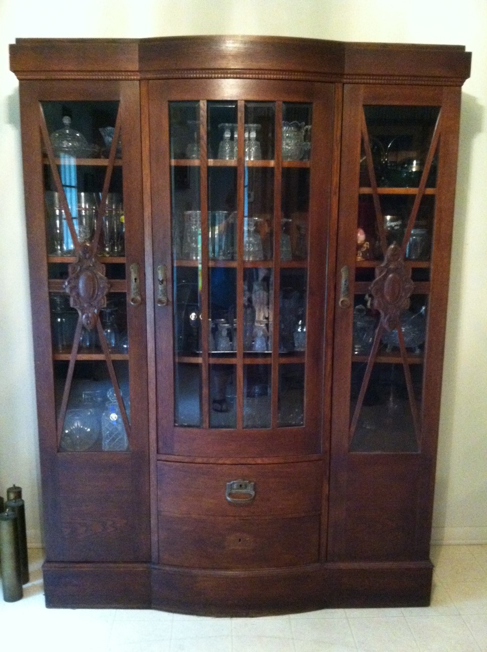 China with linen drawers InstAppraisal